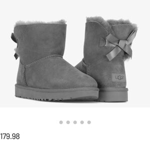 UGG Classic Mini Bailey Bow Grey Boot!